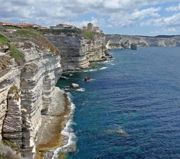 Croisière avec escale en Corse pour vacances de rêve