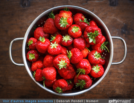 Les fraises au brocciu est une recette de dessert aux fraises très simple à réaliser.